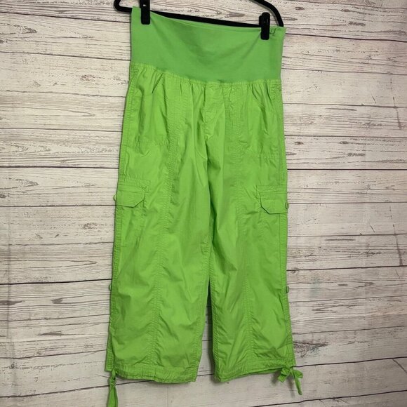 NWT Calvin Klein Performance Maternity Convertible Cargo Pants Neon Green Large - Picture 2 of 7